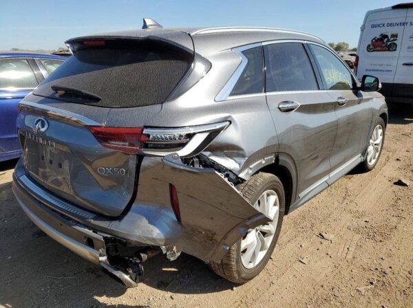 INFINITI QX50 ESSENTIAL купить в москве