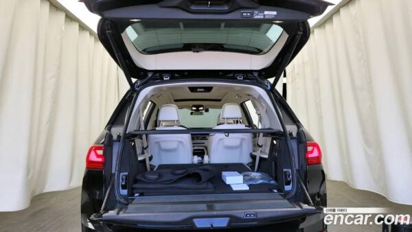 BMW X7 xDrive 40i — изображение 9