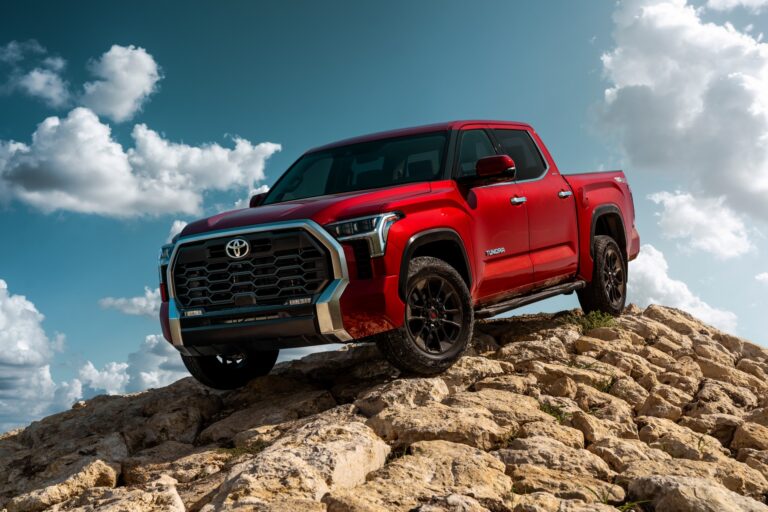 Сила в движении: знакомство с Toyota Tundra